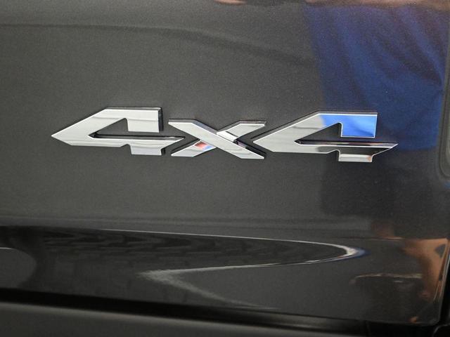Photo of 2026 Granite Crystal Metallic Clearcoat RAM 1500