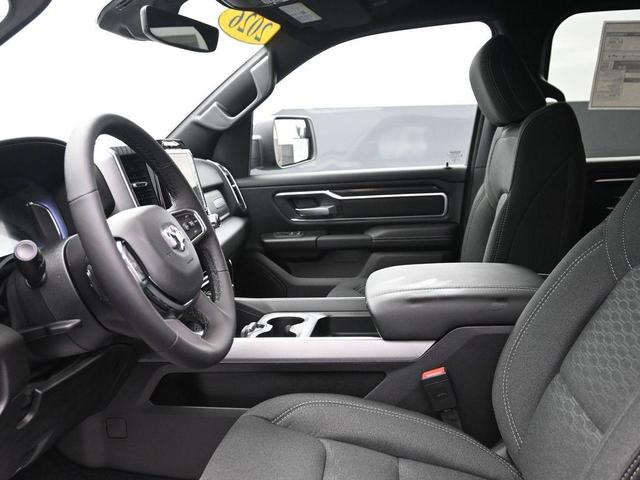 Photo of 2026 Granite Crystal Metallic Clearcoat RAM 1500