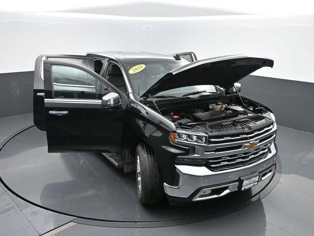 Photo of 2019 Black Chevrolet Silverado 1500