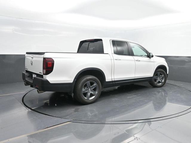 Photo of 2023 White Honda Ridgeline