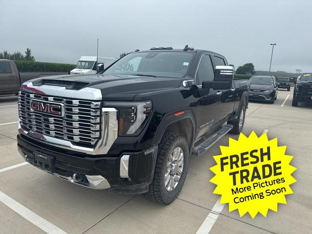 Photo of 2024 Onyx Black GMC Sierra 2500