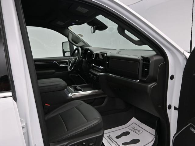Photo of 2024 Summit White Chevrolet Silverado 2500