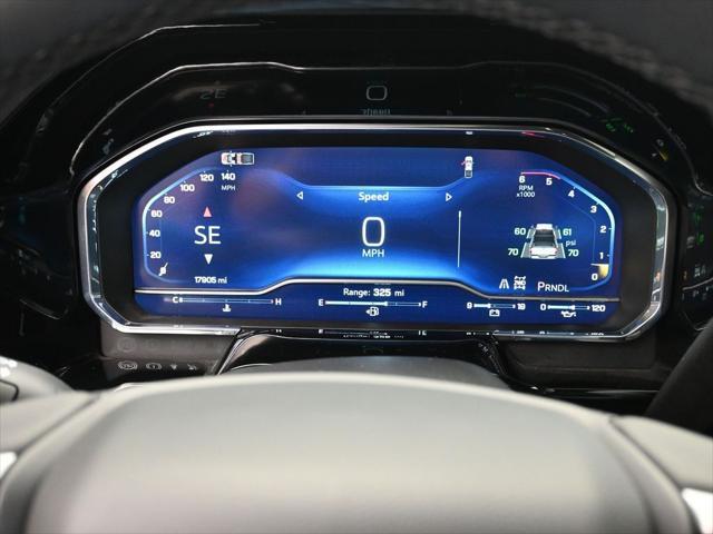 Photo of 2024 Summit White Chevrolet Silverado 2500