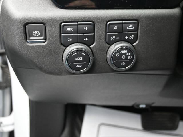 Photo of 2024 Summit White Chevrolet Silverado 2500