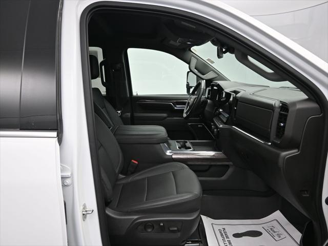 Photo of 2024 Summit White Chevrolet Silverado 2500