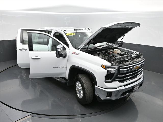 Photo of 2024 Summit White Chevrolet Silverado 2500