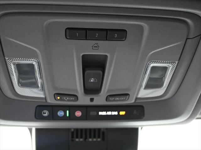 Photo of 2024 Summit White Chevrolet Silverado 2500