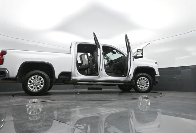 Photo of 2024 Summit White Chevrolet Silverado 2500