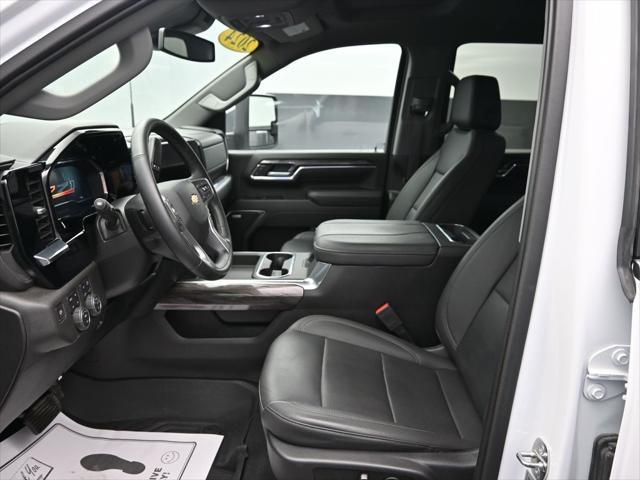 Photo of 2024 Summit White Chevrolet Silverado 2500