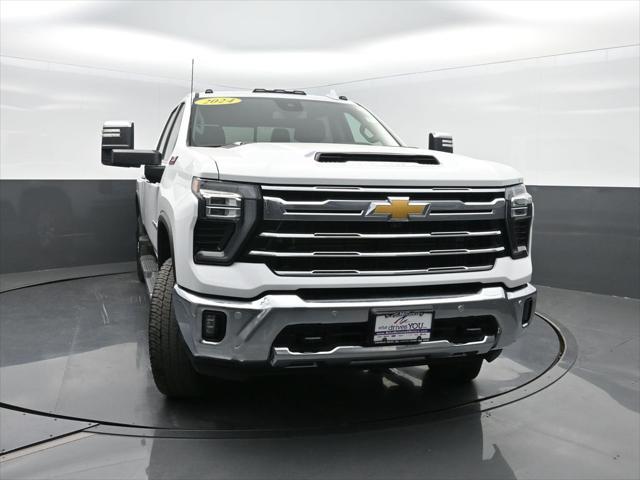 Photo of 2024 Summit White Chevrolet Silverado 2500