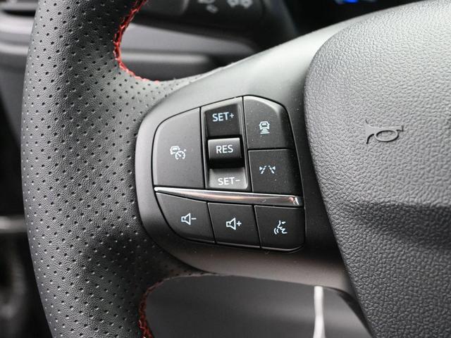 Photo of 2025 Agate Black Metallic Ford Escape