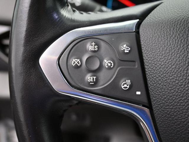 Photo of 2020 Iridescent Pearl Tricoat Chevrolet Traverse
