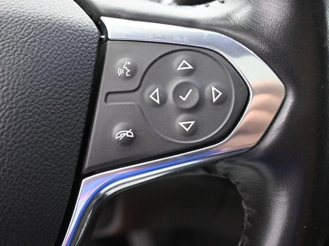 Photo of 2020 Iridescent Pearl Tricoat Chevrolet Traverse