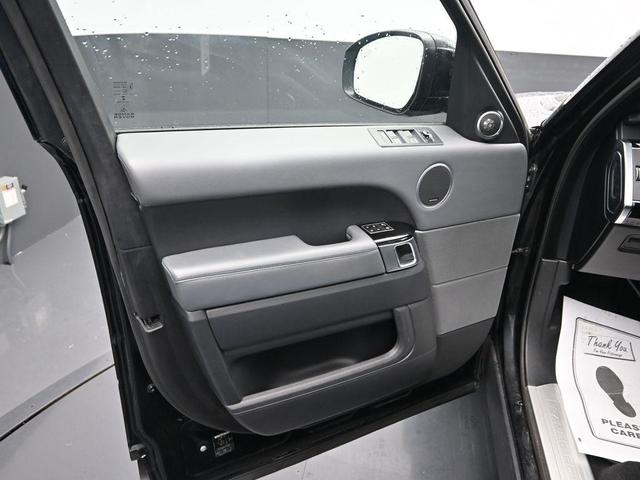 Photo of 2014 Black Land Rover Range Rover Sport