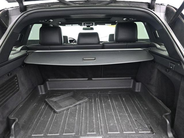 Photo of 2014 Black Land Rover Range Rover Sport