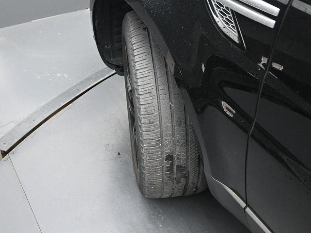 Photo of 2014 Black Land Rover Range Rover Sport