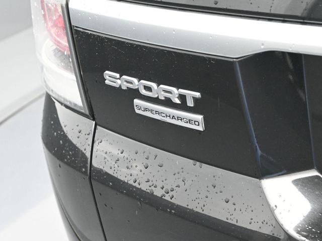 Photo of 2014 Black Land Rover Range Rover Sport