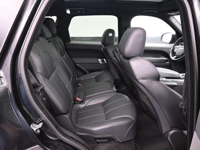 Photo of 2014 Black Land Rover Range Rover Sport