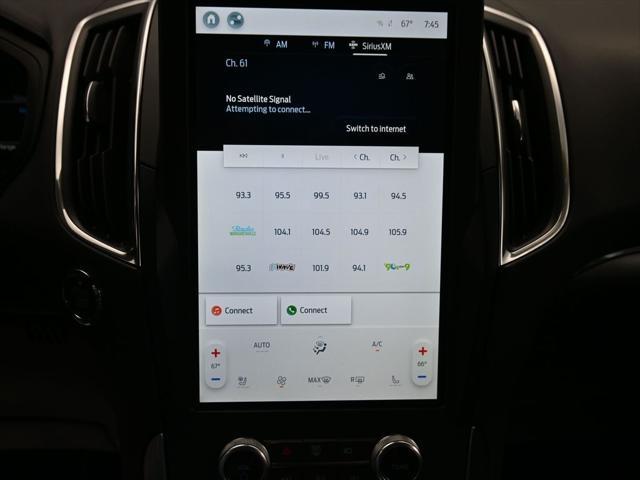 Photo of 2022 Carbonized Gray Metallic Ford Edge