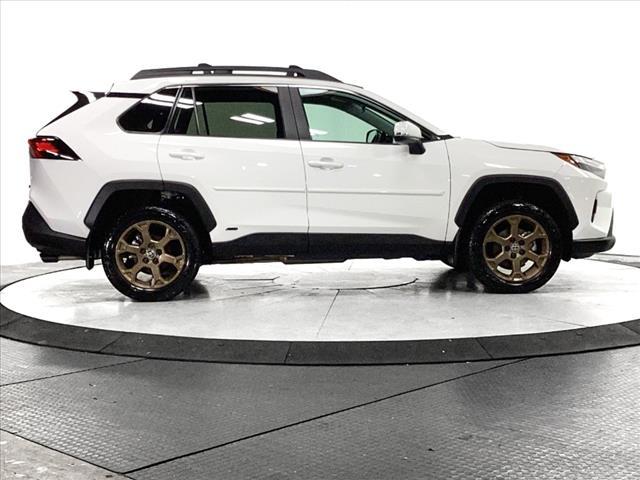 Photo of 2023 Ice Cap Toyota RAV4 Hybrid