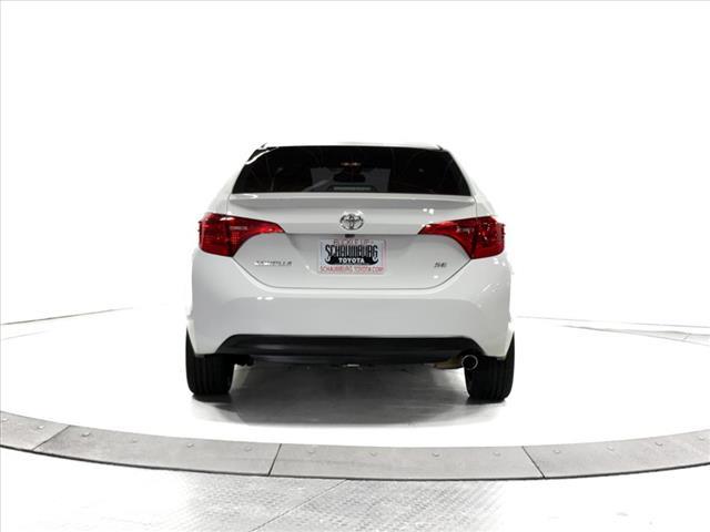 Photo of 2019 White Toyota Corolla