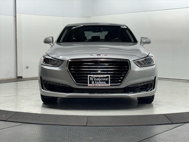 2017 Genesis G90