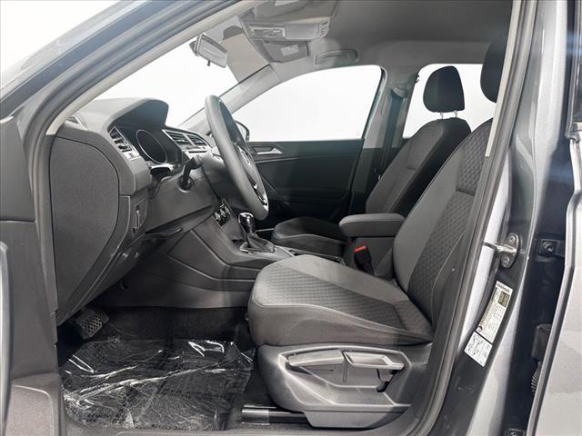 Photo of 2021 Platinum Gray Metallic Volkswagen Tiguan