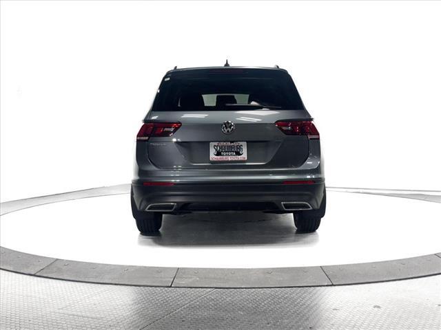 Photo of 2021 Platinum Gray Metallic Volkswagen Tiguan