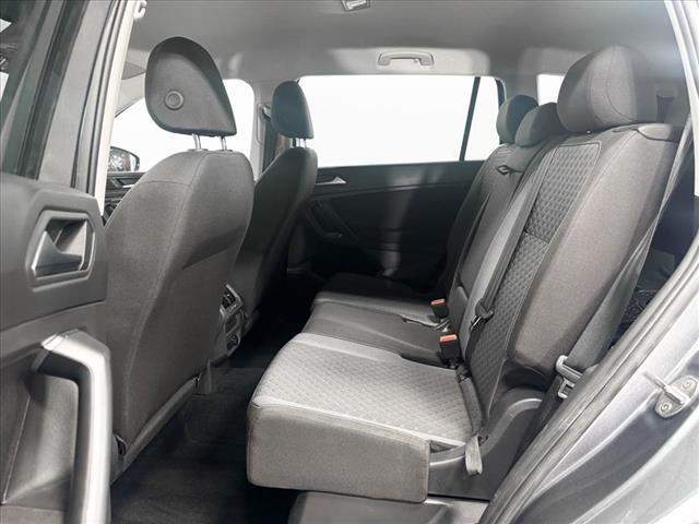 Photo of 2021 Platinum Gray Metallic Volkswagen Tiguan