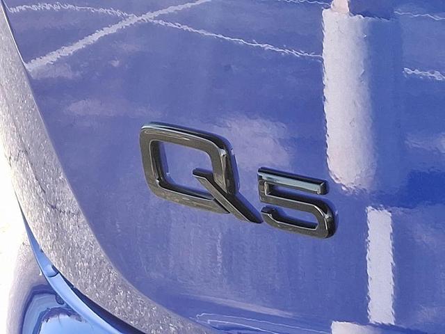 Photo of 2025 Ultra Blue Metallic Audi Q5