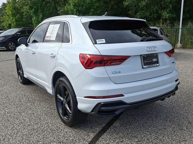 Photo of 2022 Glacier White Metallic Audi Q3