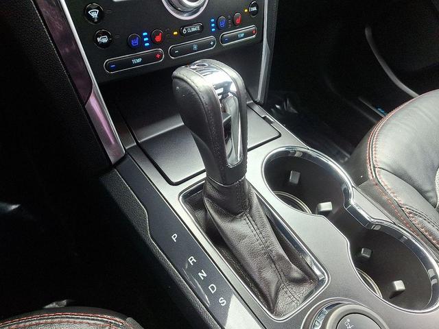 Photo of 2018 Magnetic Metallic Ford Explorer