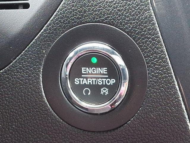 Photo of 2018 Magnetic Metallic Ford Explorer