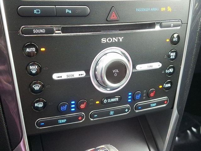 Photo of 2018 Magnetic Metallic Ford Explorer
