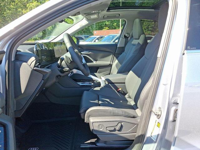 Photo of 2025 Florett Silver Metallic Audi Q5
