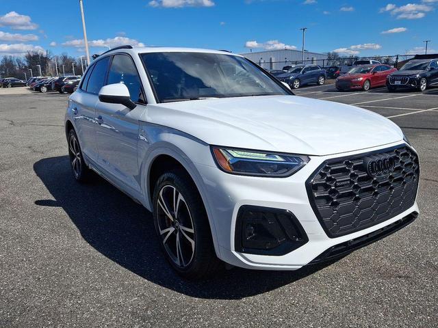 Photo of 2025 Glacier White Metallic Audi Q5