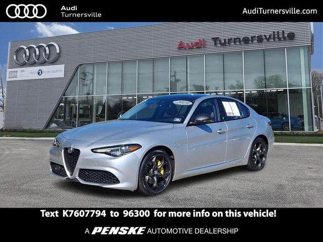 Photo of 2019 Silverstone Gray Metallic Alfa Romeo Giulia