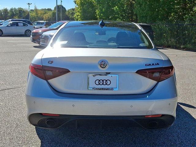 Photo of 2019 Silverstone Gray Metallic Alfa Romeo Giulia