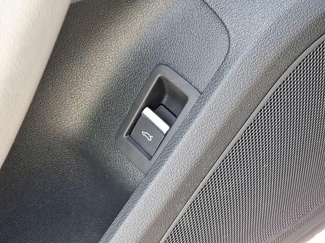 Photo of 2022 Gray Audi A4