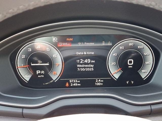 Photo of 2025 Mythos Black Metallic Audi Q5