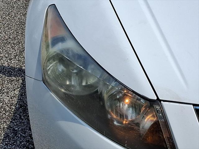 Photo of 2009 Taffeta White Honda Accord