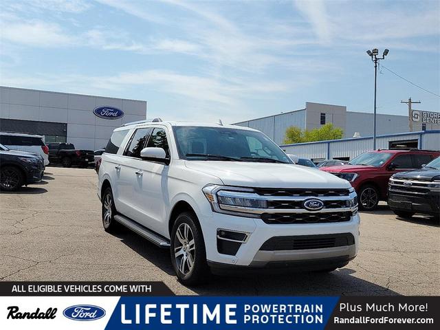 Photo of 2023 OXFORD WHITE Ford Expedition