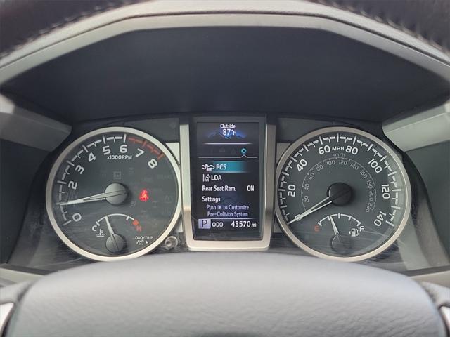 Photo of 2023 White Toyota Tacoma