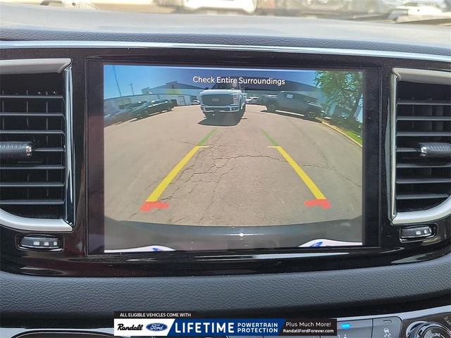 Photo of 2023 Brilliant Black Crystal Pearlcoat Chrysler Pacifica