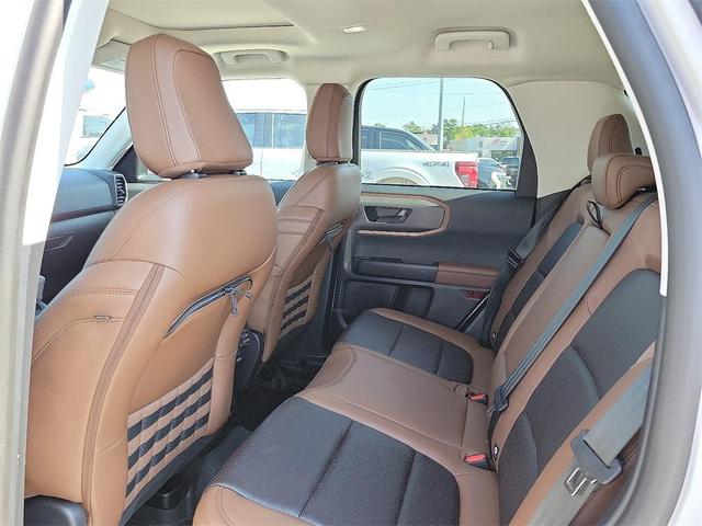 Photo of 2023 Oxford White Ford Bronco Sport