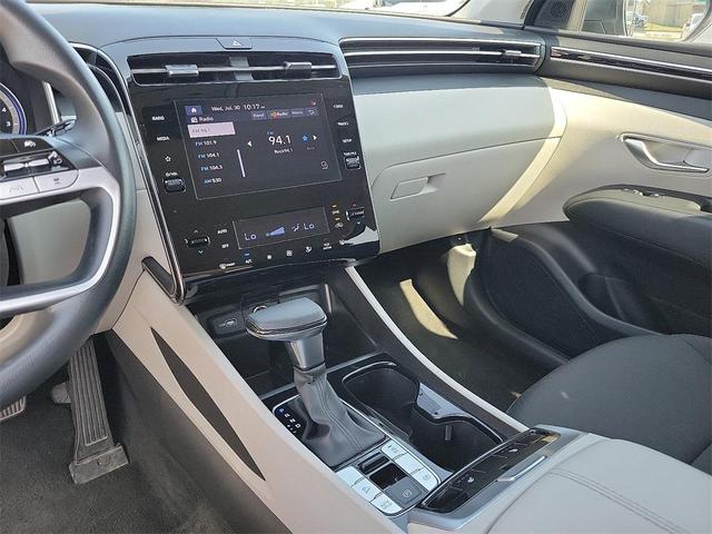 Photo of 2024 Shimmering Silver Hyundai TUCSON