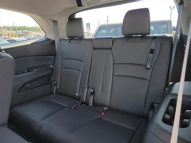 Photo of 2021 Modern Steel Metallic Honda Pilot