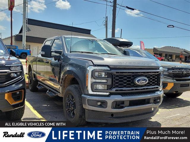 Photo of 2023 Carbonized Gray Metallic Ford F-250