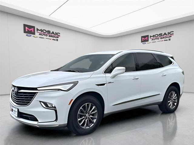 Photo of 2024 Summit White Buick Enclave