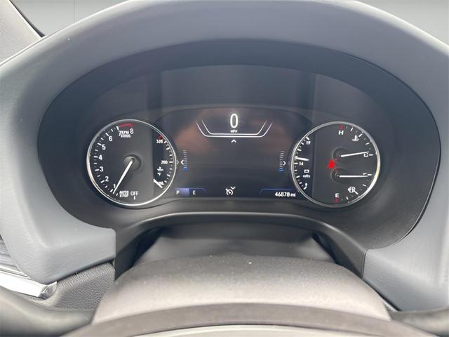 Photo of 2024 Summit White Buick Enclave